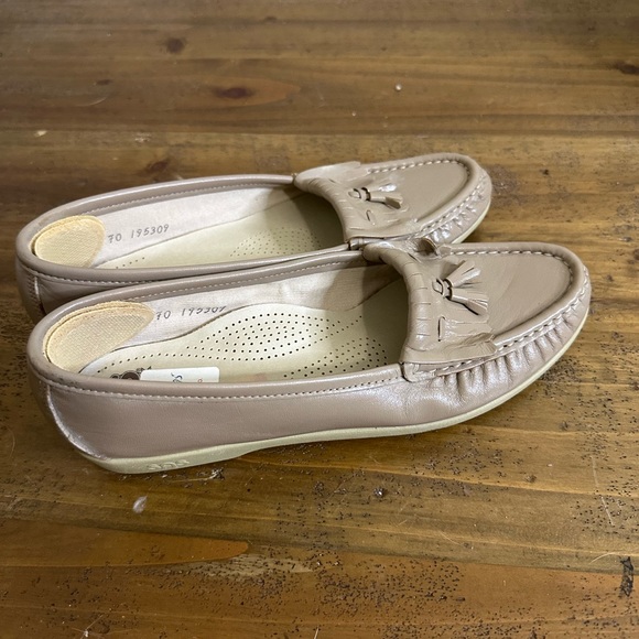 SAS Women's Slip On Easier Mocha Loafers,size 7N - Picture 3 of 6